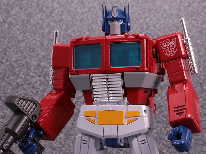 Transformers Masterpiece Optimus Prime 3.0 MP-44 Figür İncelemesi!!!